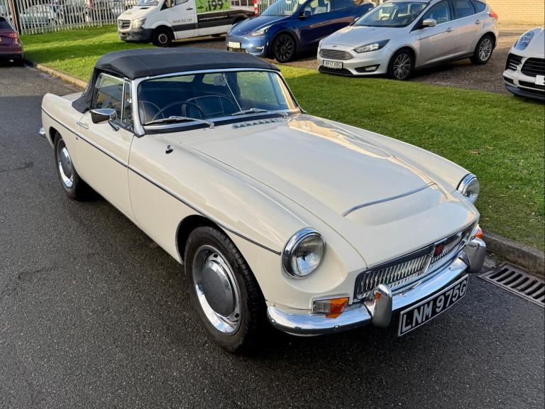 1969 (G) MGC 3.0 Roadster 