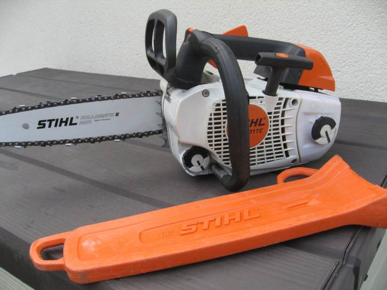 Stihl MS 201 tcm Chainsaw with Bar Cover – Good Condition