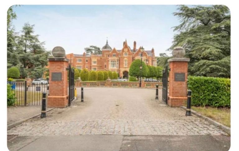 Executive King En-Suite | All Bills Included