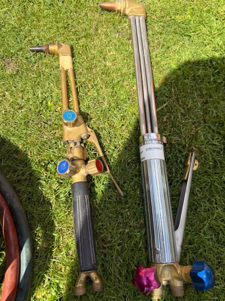 Various gas cutting torches