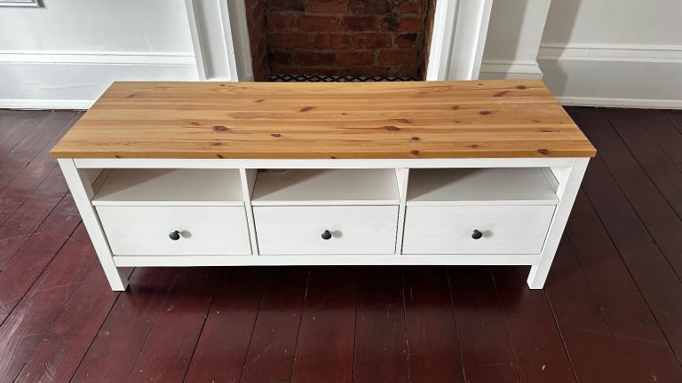 TV Stand Bench - White and light brown 