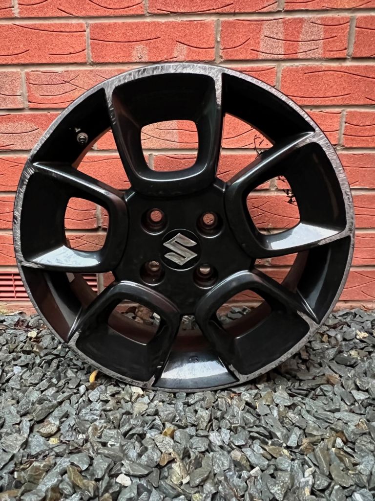 Suzuki Ignis 16" alloy wheel