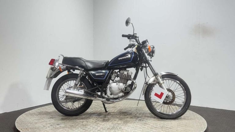 Suzuki GN 1996 CLASSIC 125CC PROJECT BIKE SPARES OR REPAIR LEARNER BIKE