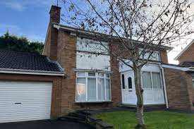 ACQUIRING RESIDENTIAL (HMO) OR COMMERCIAL PROPERTY FOR SALE