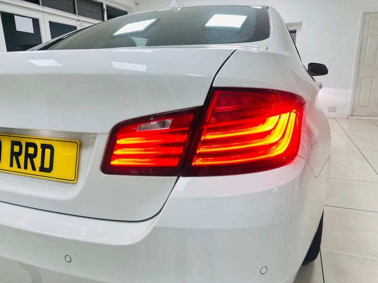 2015 BMW 5 Series 520d [190] SE 4dr Step Auto SALOON DIESEL Automatic
