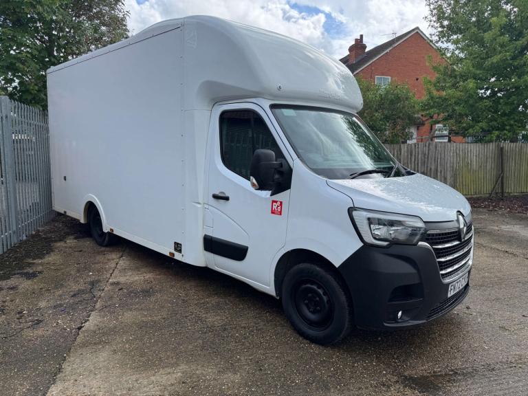 2022 Renault Master 2.3 Master 35 LWB Luton Diesel Manual