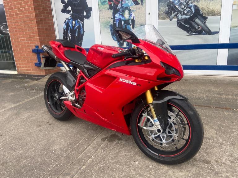 DUCAT 1098S, FANTASTIC CONDITION, TERMI' EXHAUSTS, SERVICE HISTORY.