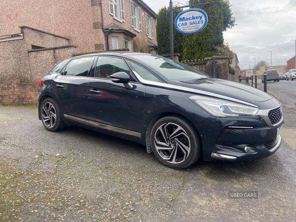 2017 DS Automobiles DS 5 2.0 BlueHDi 180 Prestige 5dr EAT6 HATCHBACK DIESEL Automatic