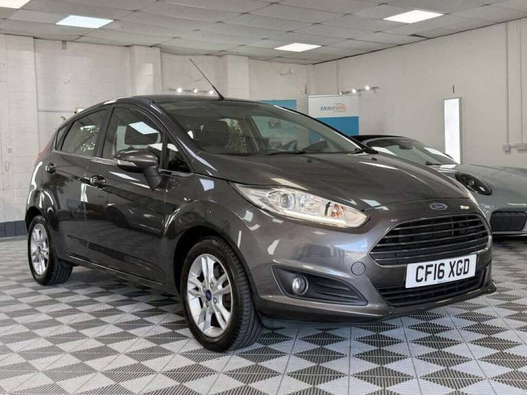 2016 Ford Fiesta 1.25 82 Zetec 5dr HATCHBACK PETROL Manual