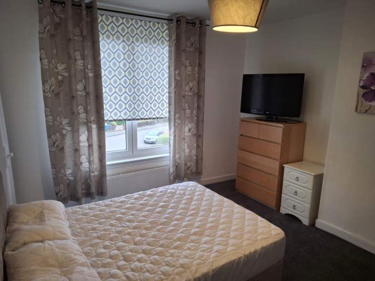Double room to let 