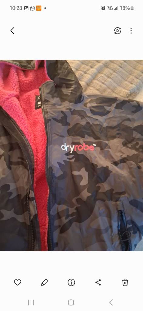 Dry robe size small