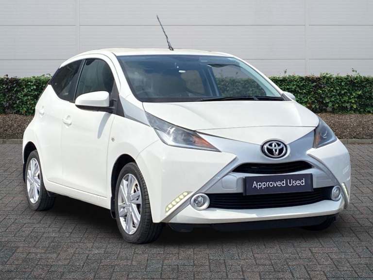2016 Toyota AYGO 1.0 VVT-i X-Pression 5dr x-shift Hatchback Petrol Automatic