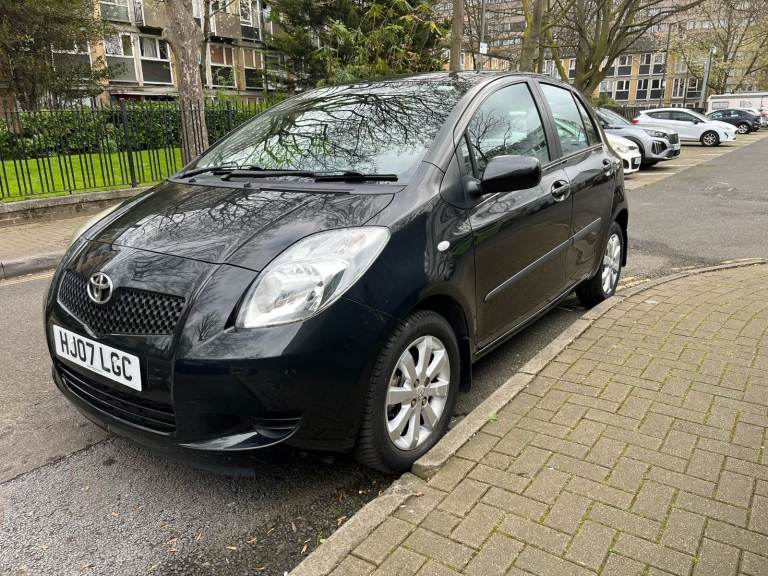Toyota Yaris, 1.3 VVT-i Zinc Hatchback 5dr Petrol .