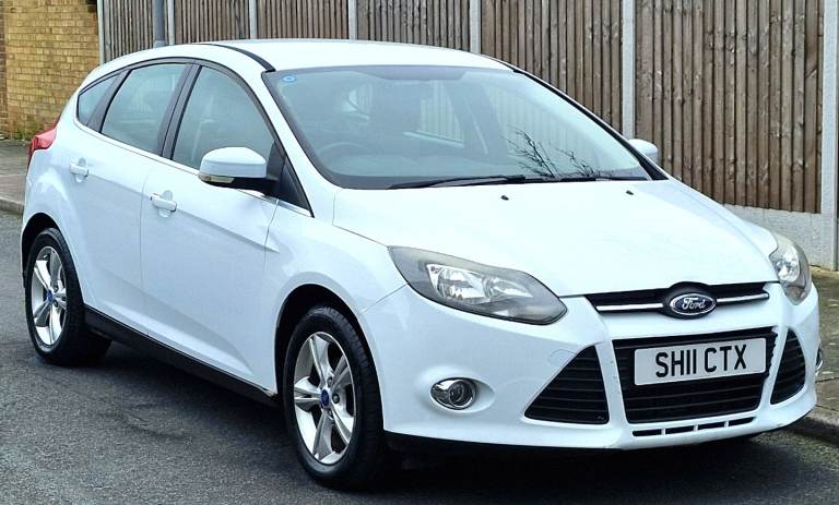 FORD FOCUS ZETEC 2011 1.6 PETROL ULEZ FREE NEW SERVICE NEW MOT