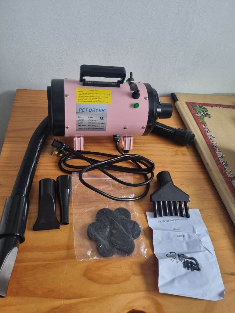 Dog hair dryer lt-1090 fully working with spare filter and accessories