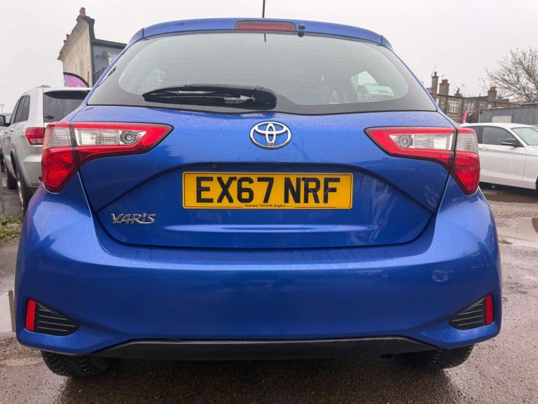 2017 Toyota Yaris 1.5 VVT-i Icon 5dr HATCHBACK PETROL Manual