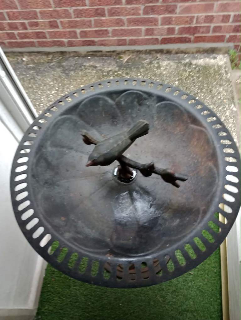 Rustic Cast Iron Bird Bath  - Good Condition