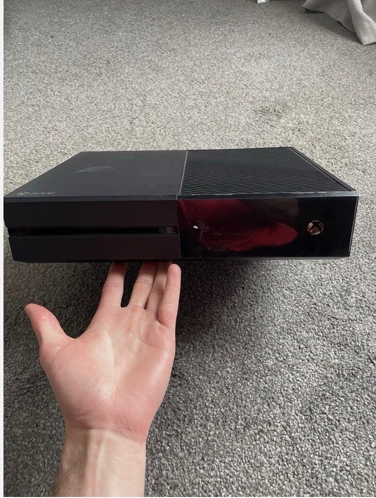 Xbox One Console with Red Controller – Good Condition