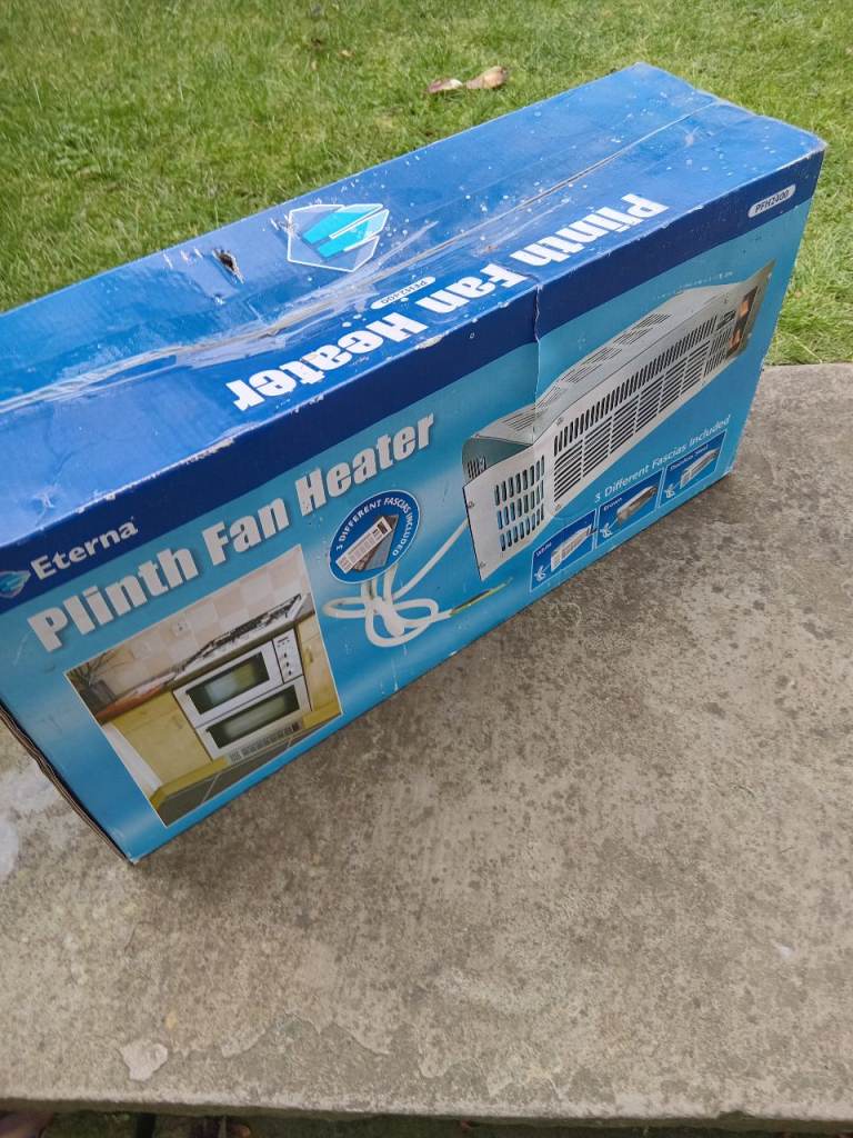 Electrical plinth heater