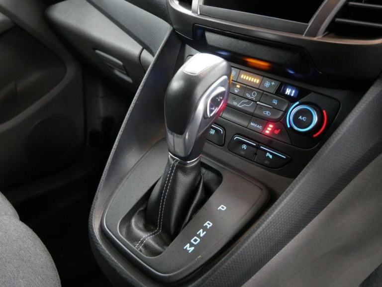 73 TRANSIT CONNECT 1.5 EBL 100 BHP L2 LONG 250 ACTIVE AUTOMATIC ( NO VAT ! )