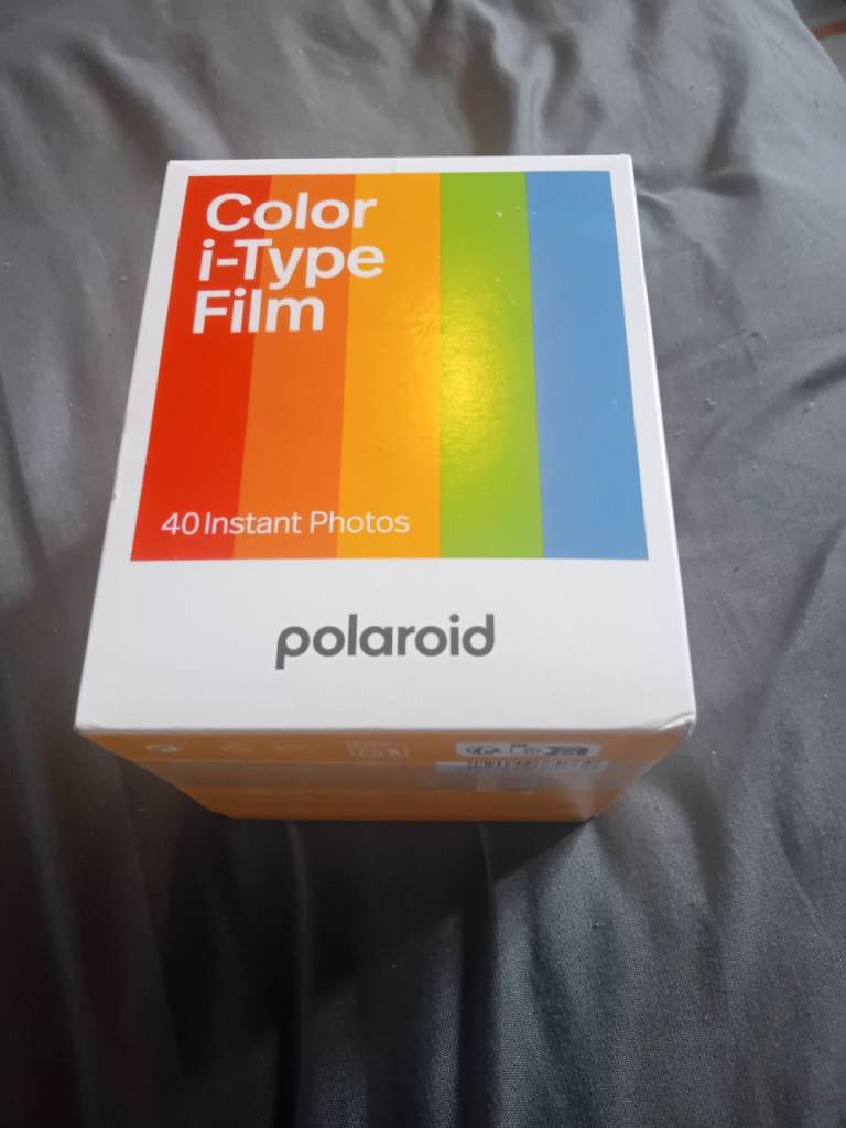Polaroid 40 color instant 4 pack bundle 