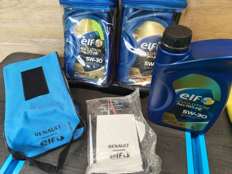 Engine oil x3 1l new