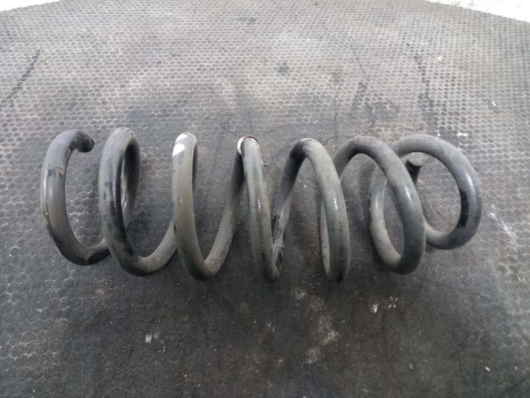 Landrover Range Rover Evoque Rear Coil Spring 2019-2026 Lr121280