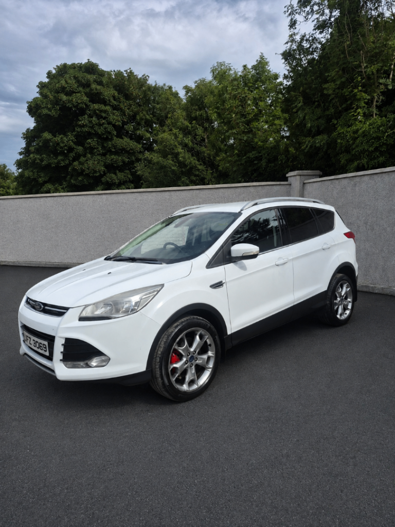 Ford, KUGA, Hatchback, 2014, Manual, 1997 (cc), 5 doors
