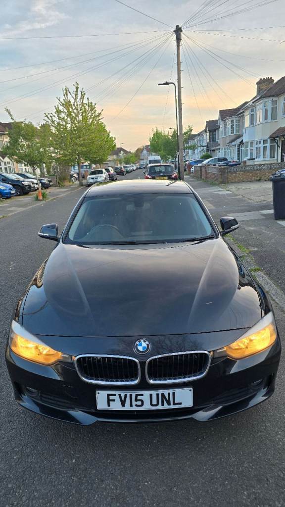 Bmw 316i 2015 model 