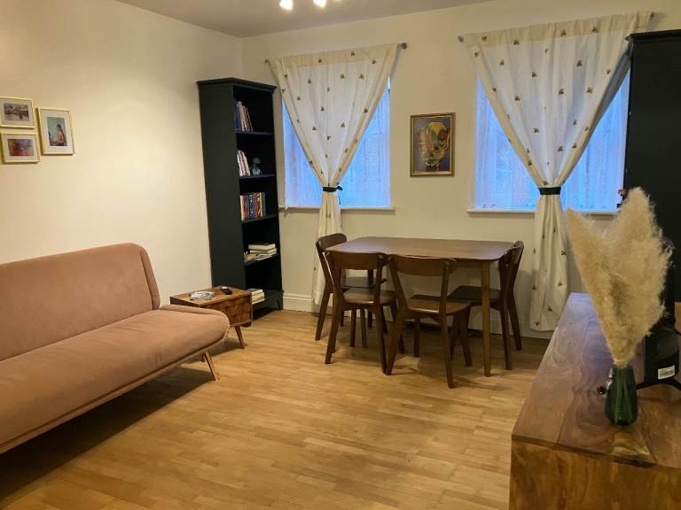 Furnished Double Room in Shoreditch Available 
