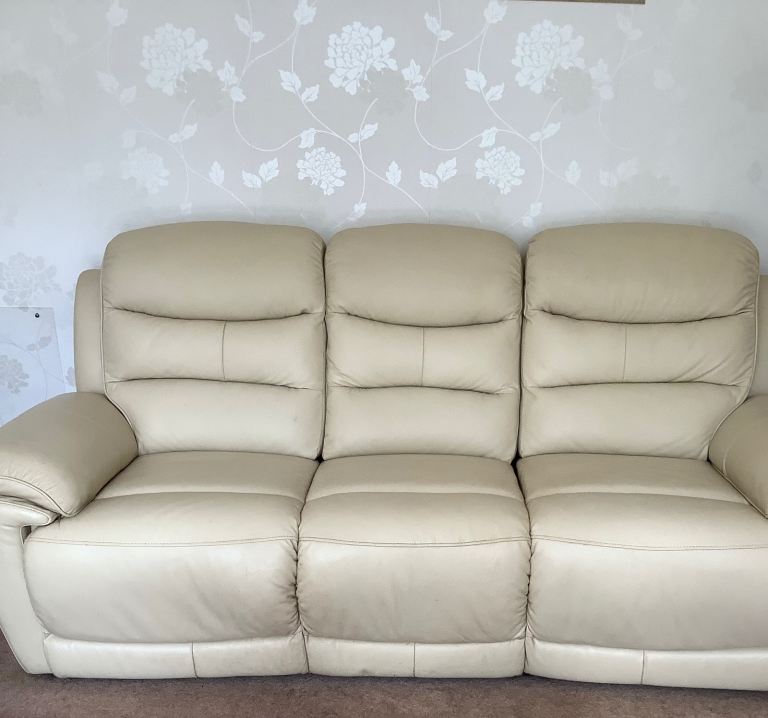 Cream Leather Recliner Sofa – Good Condition - Buyer uplifts