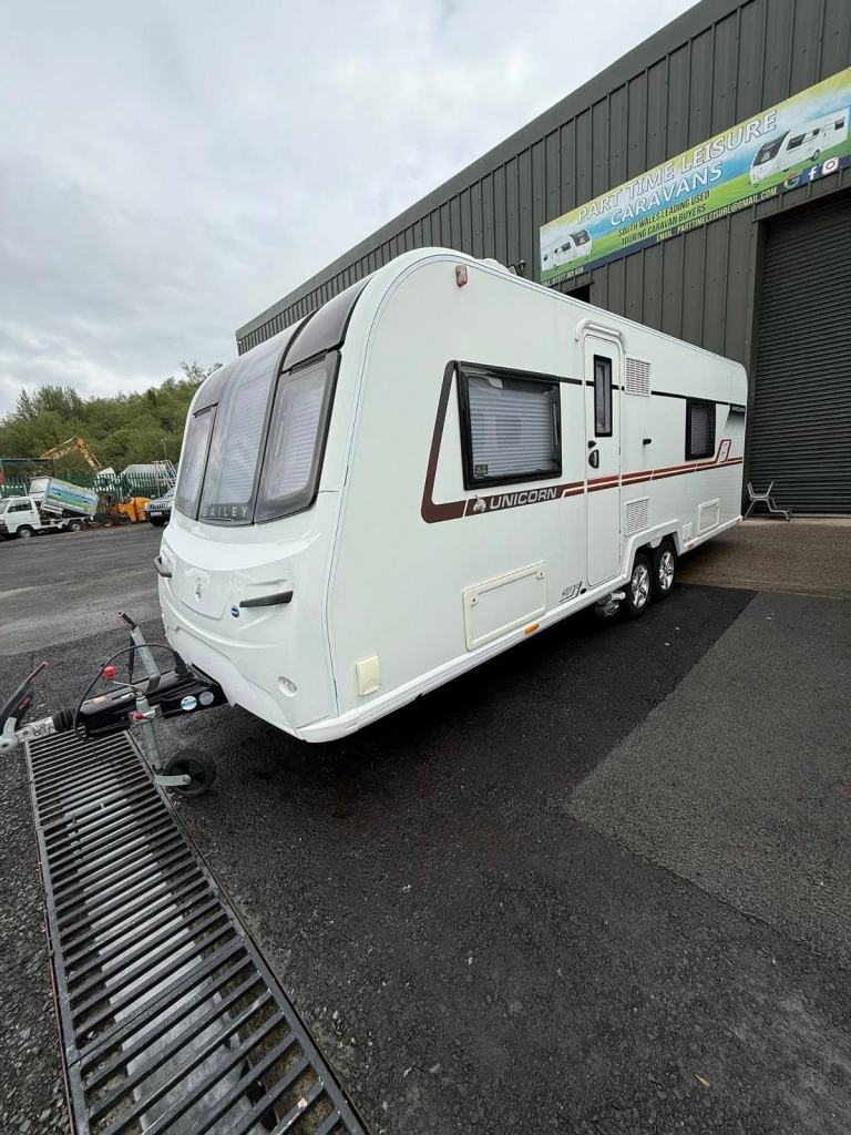 2019 BAILEY UNICRON BARCELONA - 4 BERTH CARAVAN