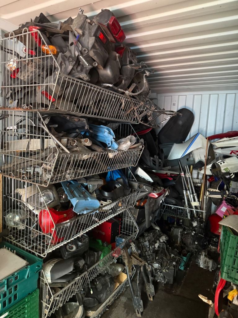Motorbike parts off various bikes a list of what I have is in the add