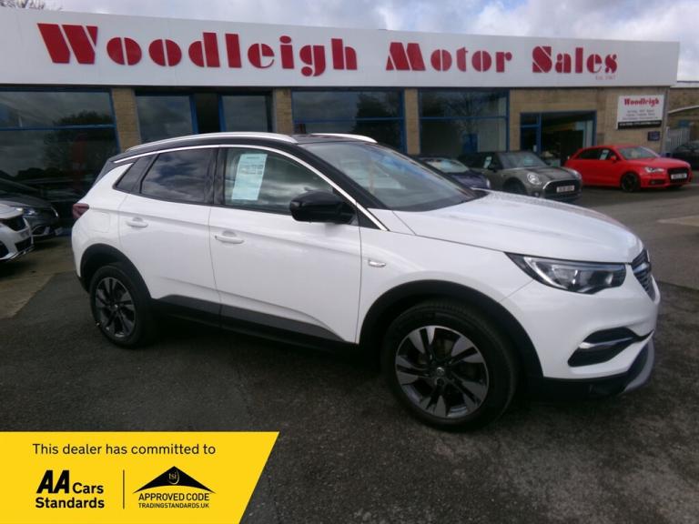 2019 Vauxhall Grandland X 1.5 Turbo D SRi Nav SUV 5dr Diesel Auto Euro 6 (s/s) (130 ps) Hatchback...