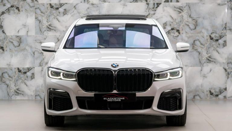  BMW 7 Series 3.0 745Le 12kWh M Sport Auto xDrive Euro 6 (s/s) 4dr Petrol/Electric Hybrid Automatic