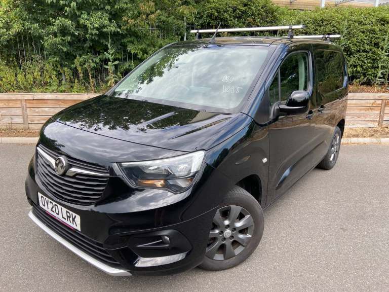 2020 Vauxhall Combo 1.5 Turbo D 2000 Limited Edition Nav Panel Van 4dr Diesel