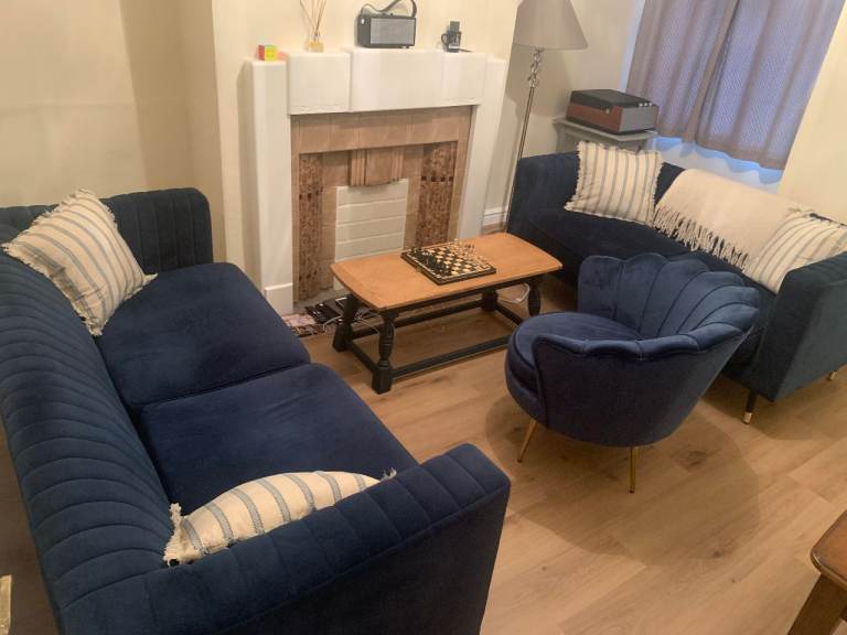 3 and 2 seats seat sofa chair coffee table