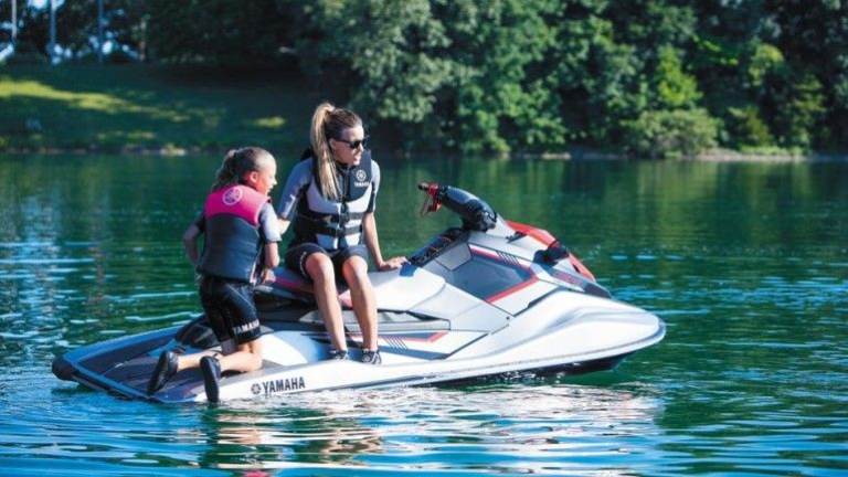 JETSKIS/SEADOOS/WAVERUNNERS/PWC.