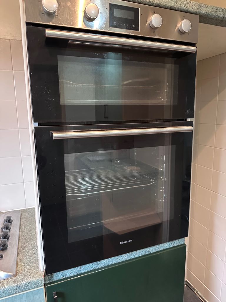 Gas hob oven and grill Hisense