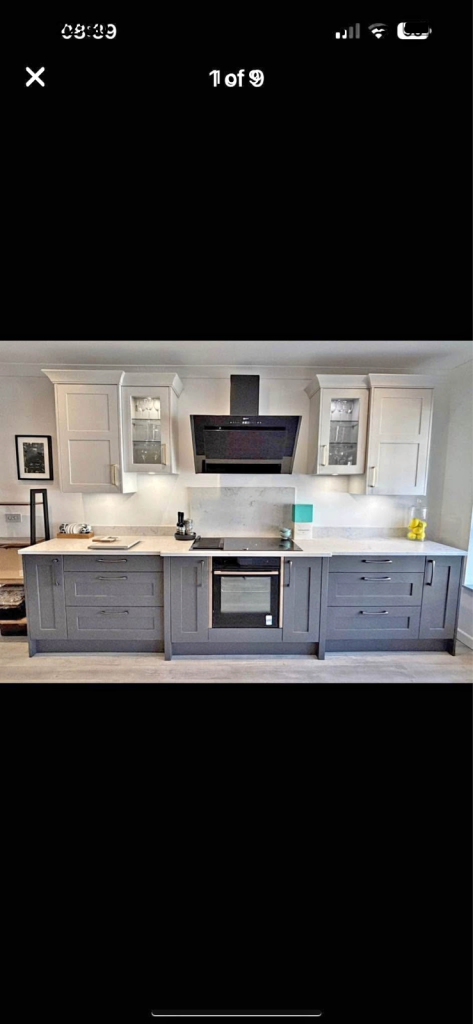 Kitchen - beautiful ex display.