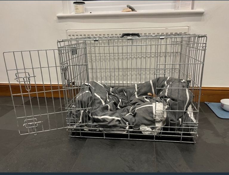 Dog crate