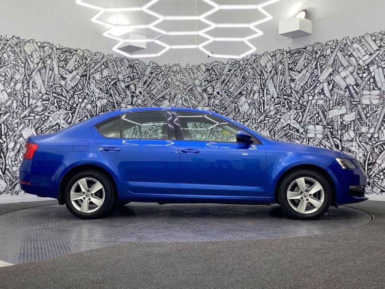 2018 Skoda Octavia 1.6 TDI SCR SE Hatchback 5dr Diesel Manual Euro 6 (s/s) (115 ps) Hatchback Die...
