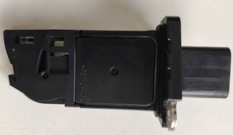 Genuine FORD MONDEO MK4 Mass Air Flow Sensor MAF 8V2112B579AA £20