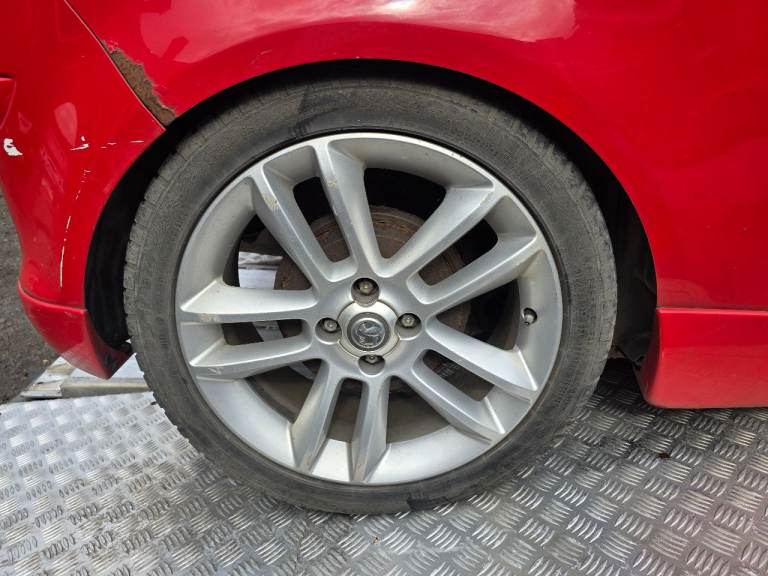 Vauxhall corsa 2014 sri alloys 17 inch 4 x100 pcd with tyres