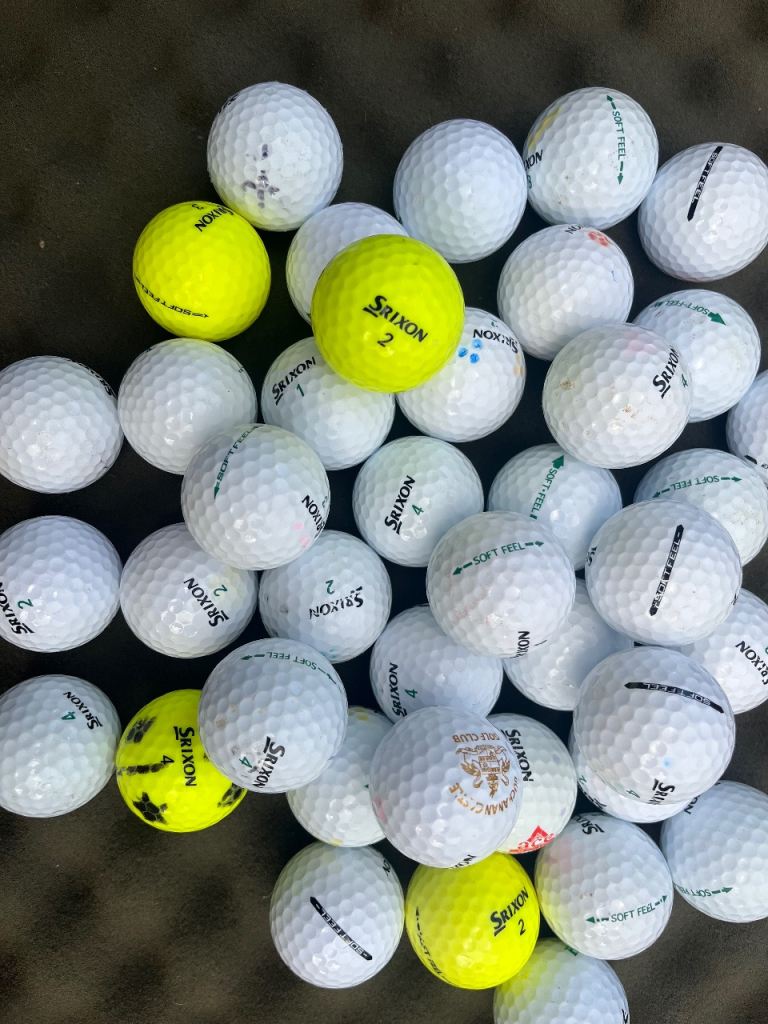 40 SRIXON SOFT FEEL GOLF BALLS