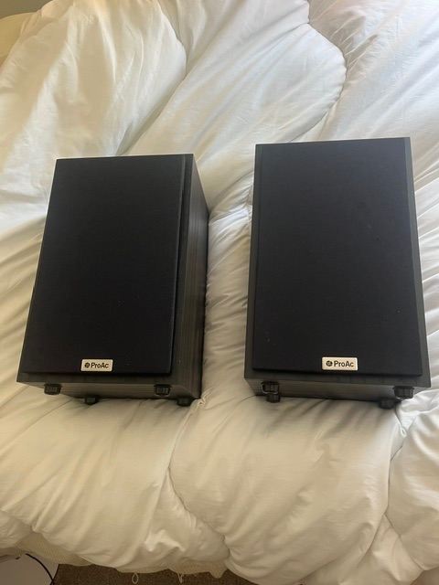  Proac Tablette 10 Signature bookshelf speakers 