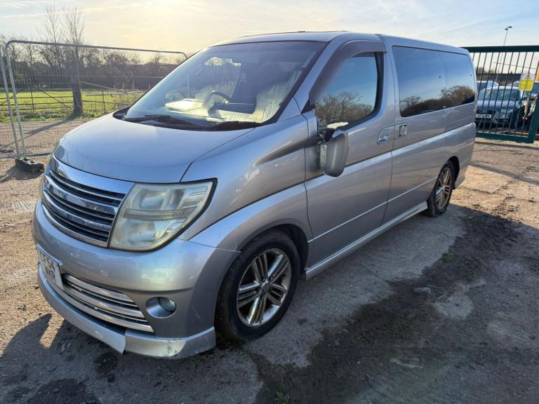 2018 Nissan Elgrand Entry AUTOMATIC 8 Seater Accident Damaged Salvage  PETROL Automatic