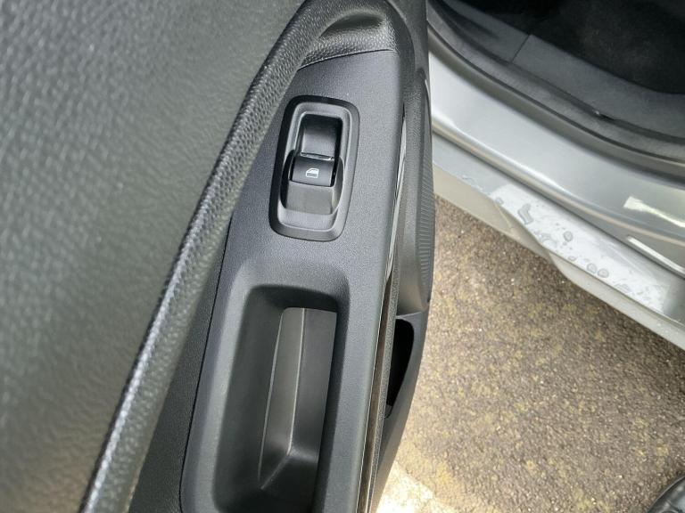 2022 Ford Ecosport EcoSport ST-Line 5 Door 1.0L Ford EcoBoost 125PS FWD 6 Speed Manual HATCHBACK ...