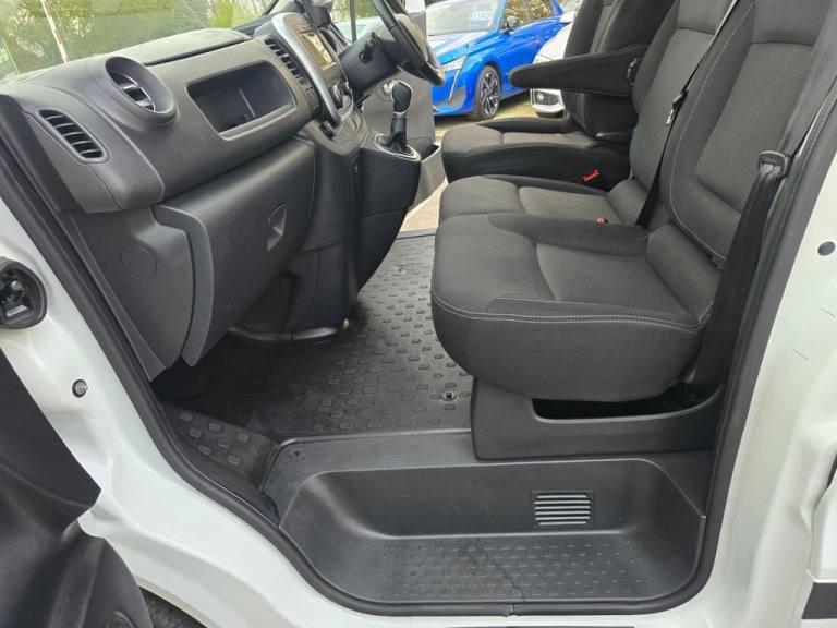 2021 Renault Trafic 2.0 dCi ENERGY 28 Black Edition Van,, Euro 6 ULEZ, Automatic, Cruise, DAB,  P...