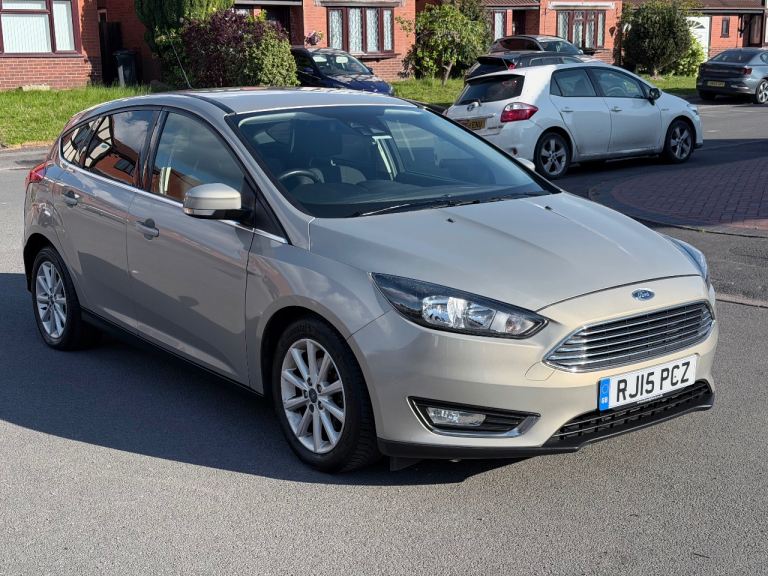 2015 Ford Focus Titanium 1.0 EcoBoost 125  Manual 6 Speeds 5dr Hatchback Top Spec 68K Low Miles
